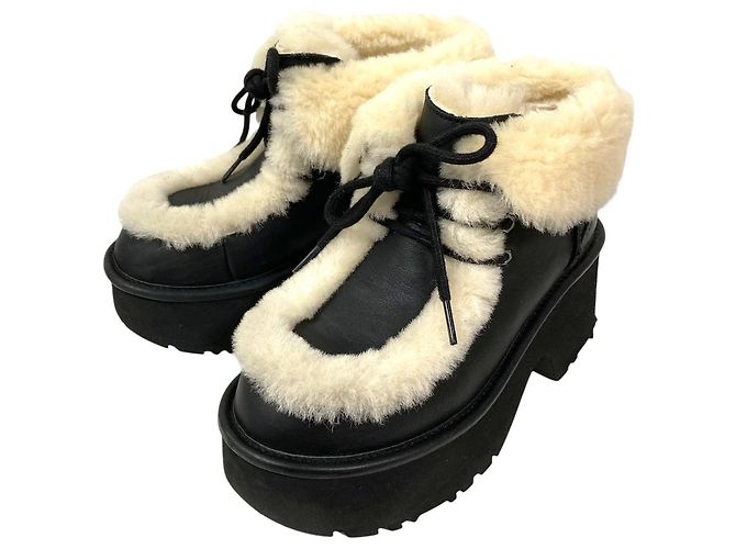 Stivali stringati UGG ESMEE LEATHER