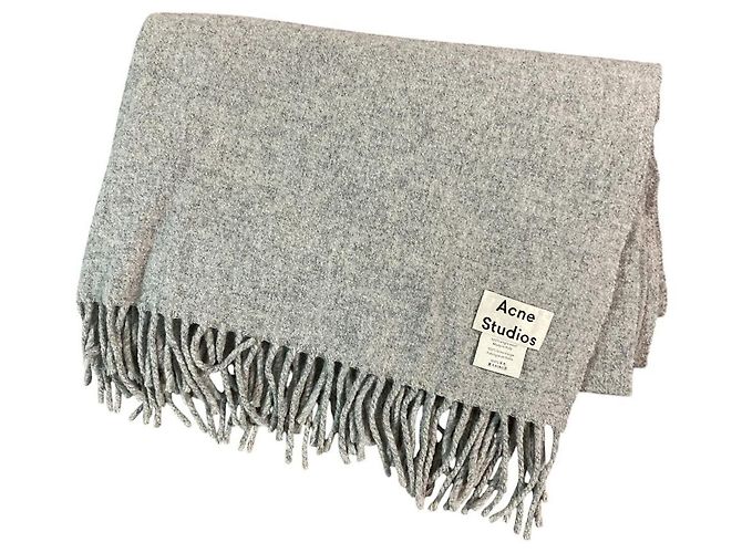 Acne Studios Schal aus Schurwolle mit Fransen