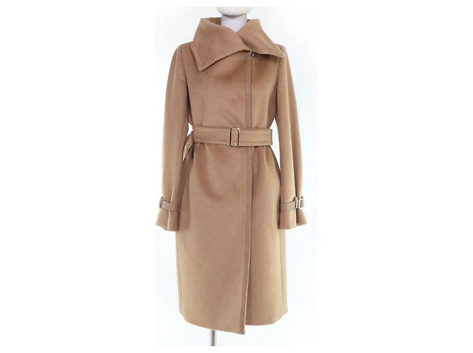 Max Mara Camel Mantel