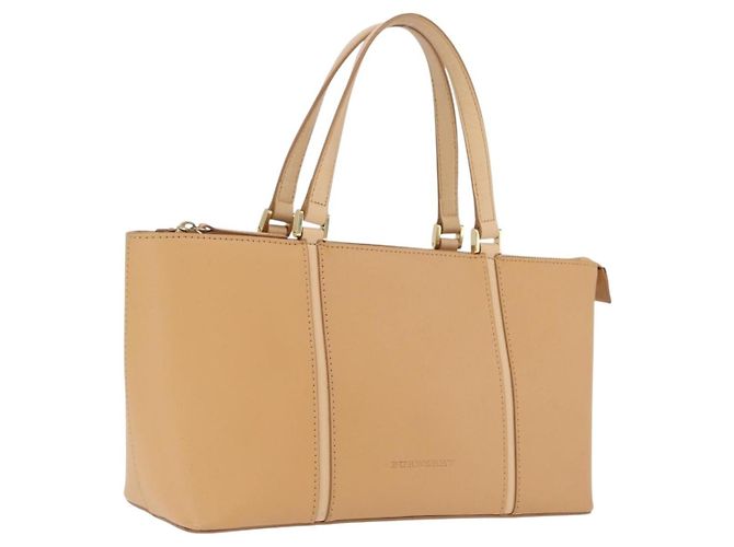 Bolsa Burberry em couro