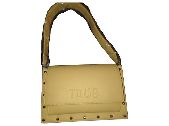 Autre Marque Tous Yellow Leather Bag