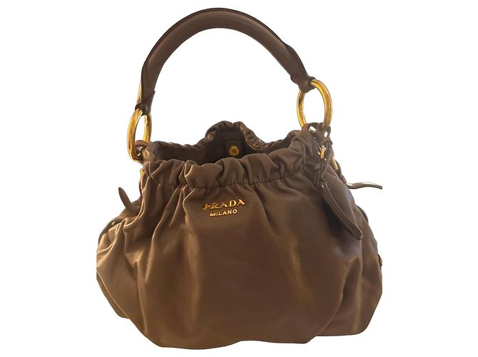 Prada Sacca Sottospalla sac à main en cuir
