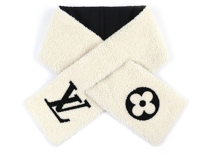 Louis Vuitton Echarpe Shirring Shearling Scarf