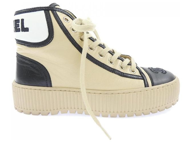 Baskets Chanel