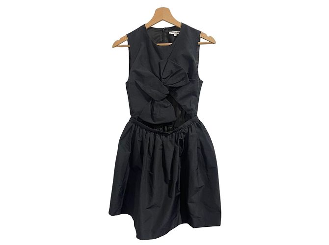 Carven Kleid schwarz T.36