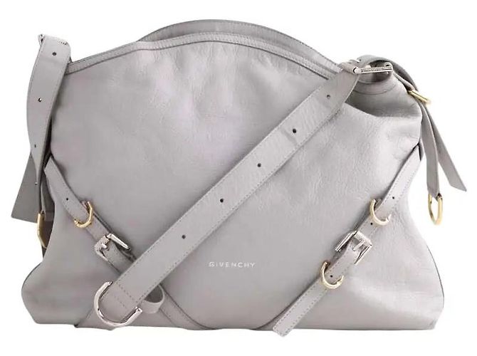 Bolsa de ombro Givenchy em couro cinza