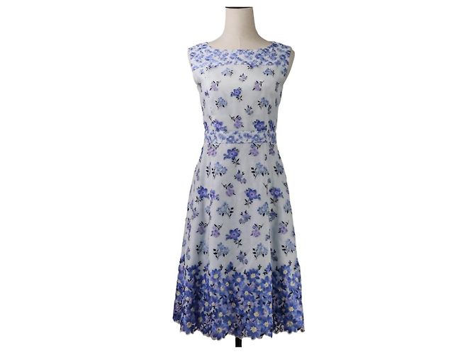 Autre Marque Vestido de encaje bordado Tocca