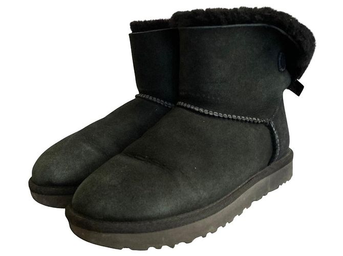 UGG Mini Bailey Bow2 Lammfellstiefel