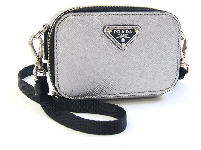 Borsa a tracolla Prada in pelle argento