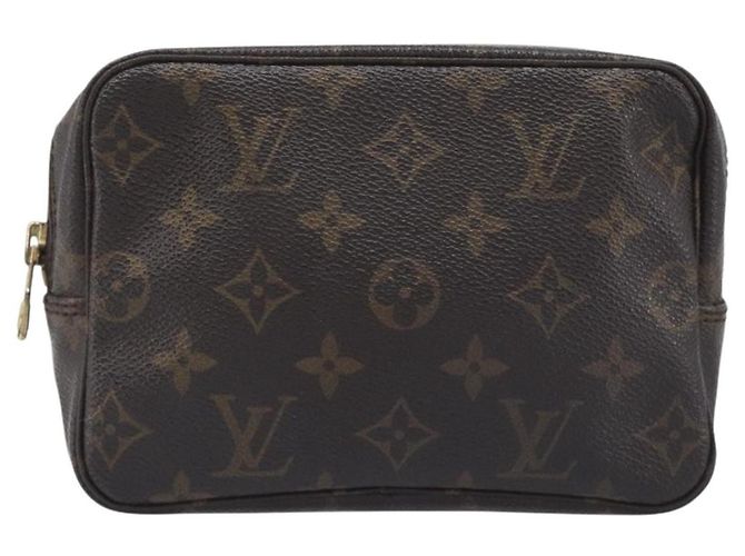 Louis Vuitton Trousse Toiletry Monogram Canvas 18