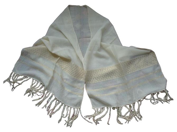 Autre Marque Off-white Seiden-Wollstola mit Fransen