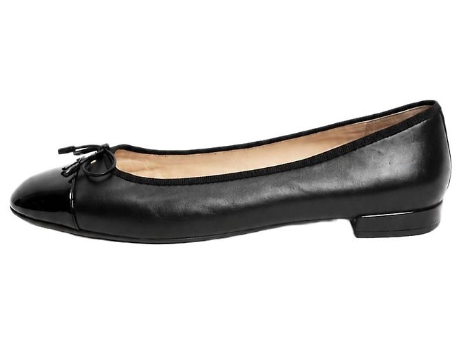 Prada Black leather ballet flats - size EU 40