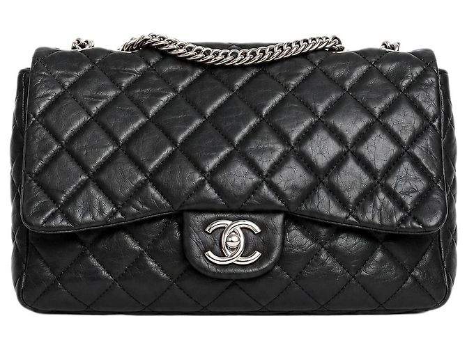 Chanel Bolsa de ombro single flap em couro acolchoado preto 2006
