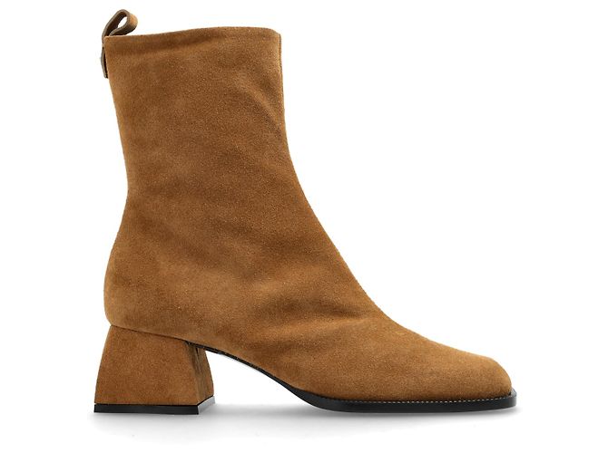 Nodaleto Botins de camurça com salto