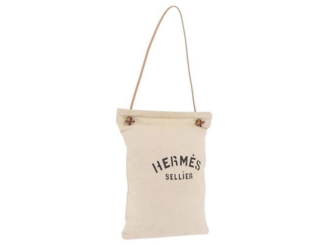 Hermès HERMES Sac à épaule Aline Canvas Beige