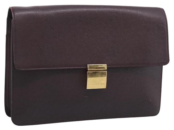 LOUIS VUITTON Bolso de mano Selenga de piel Taiga Acajou M30786 LV