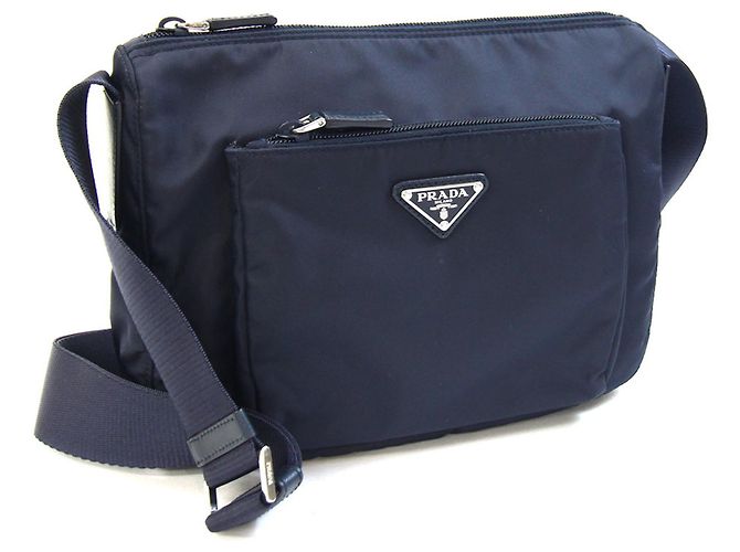 Borsa a tracolla Prada in nylon e pelle blu navy