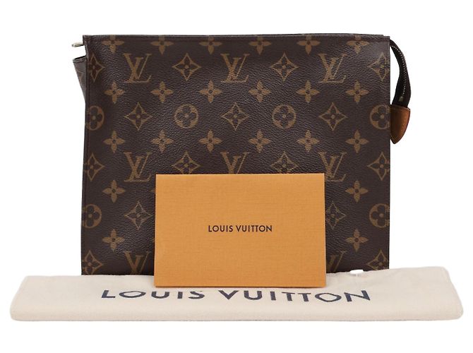Louis Vuitton Clutch Toiletry Monogram Canvas