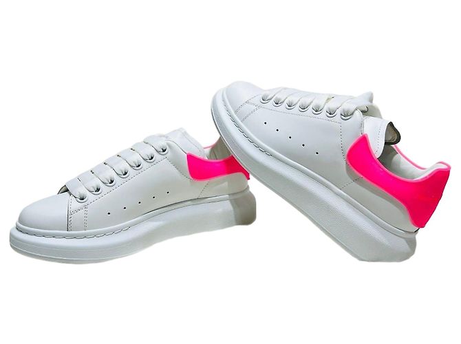 Alexander Mcqueen Pink Sneaker mit Oversized-Sohle
