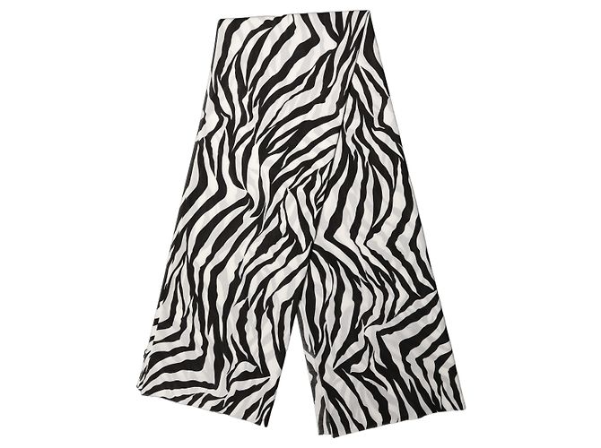 Dolce & Gabbana Lenço echarpe de renda de algodão zebra preto e branco