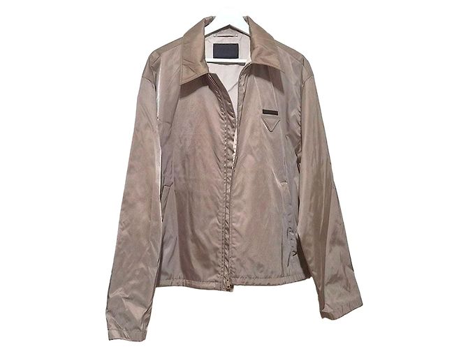 Prada Triangle Jacke aus Re-Nylon