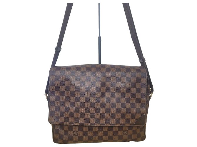 Louis Vuitton Borsa a tracolla Damier Shell MM