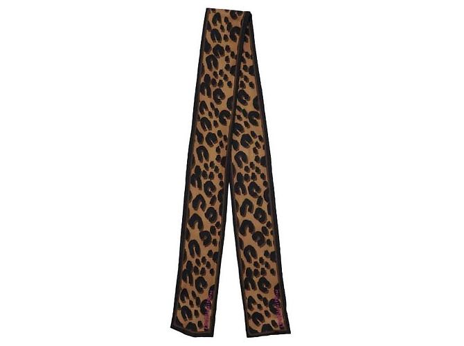 Louis Vuitton Pañuelo de seda con estampado de leopardo