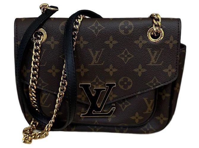 Louis Vuitton Bolsa Pouch com Corrente Monogram