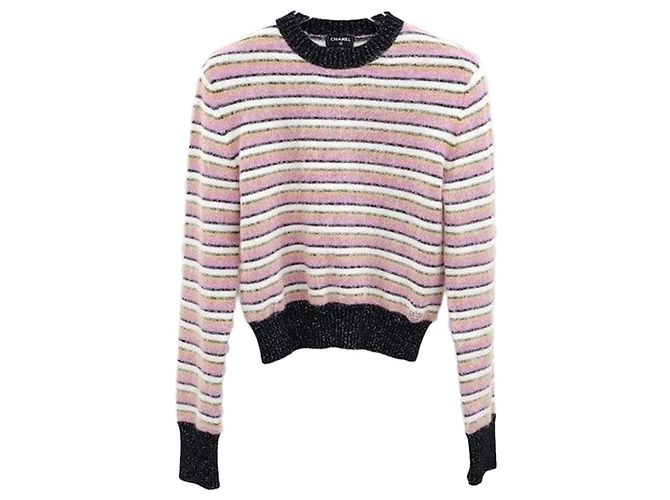 Chanel Pull-over rayé rose en maille