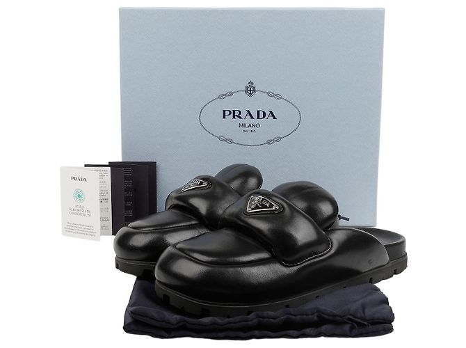 Prada Sabot acolchoado preto soft