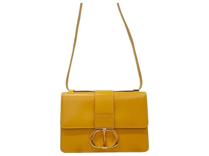 Dior Bolsa de ombro com aba Montaigne em couro de bezerro box