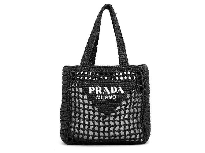 Bolsa de ráfia Prada preta e branca