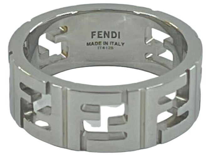 Anel Fendi FF Band em prata