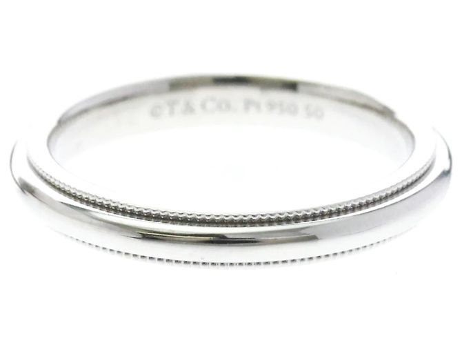 Autre Marque Tiffany Milgrain Ring