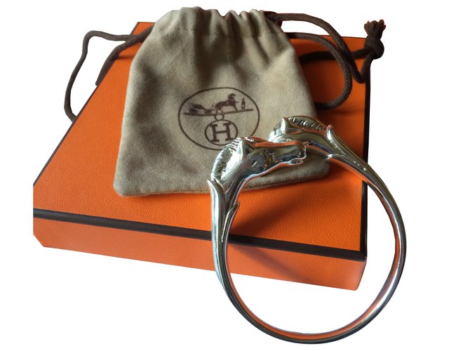 Poitrail Cuir Circle Y – Argenté – Modèle 4263-91 – Équitation Western