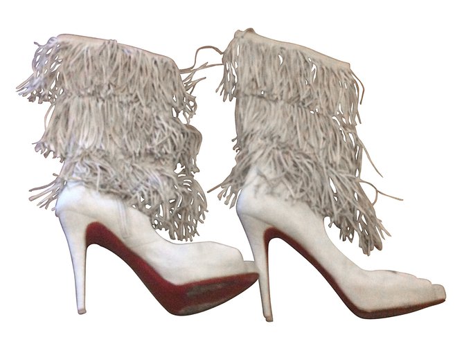 Christian Louboutin Bottes à frange Daim Blanc cassé ref.12094 ... Christian Louboutin Bottes à frange Daim Blanc cassé ref.12094 ...