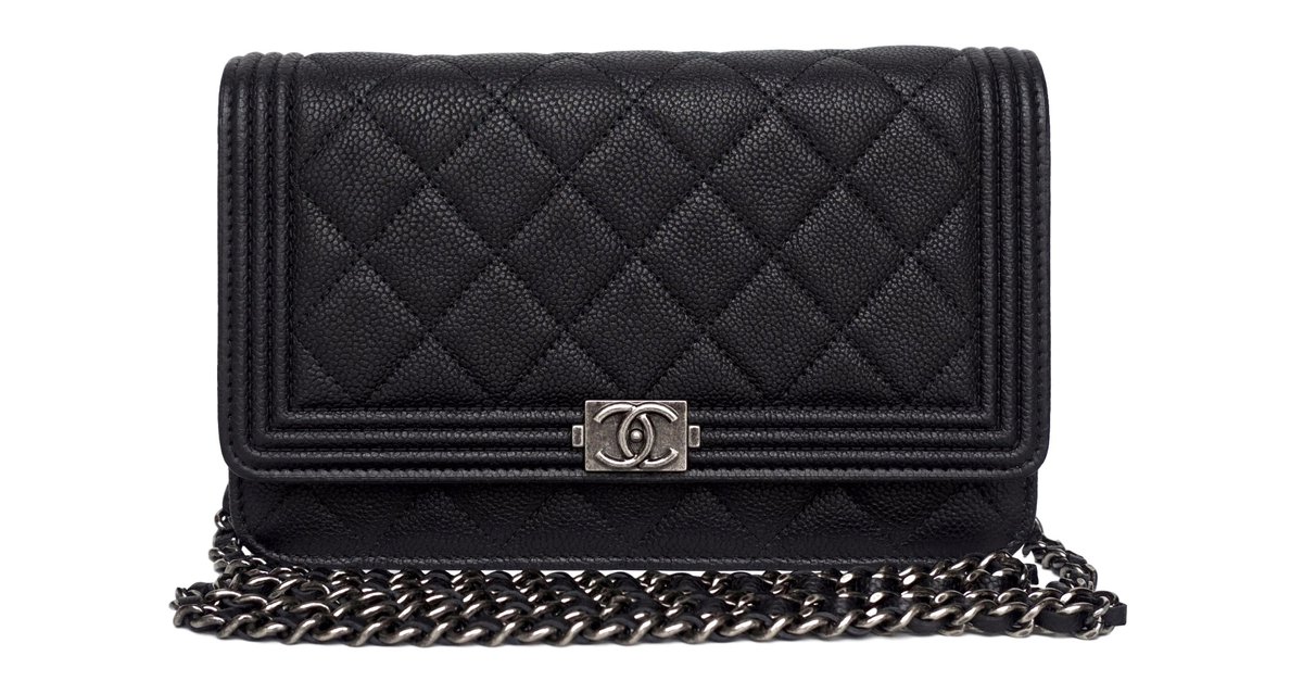 Wallet On Chain Chanel Waist bag Black Leather ref.143684 - Joli Closet