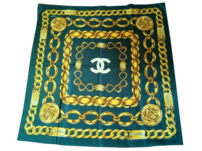 Chanel Silk scarf Green ref.JC25318 (Sold) - Joli Closet