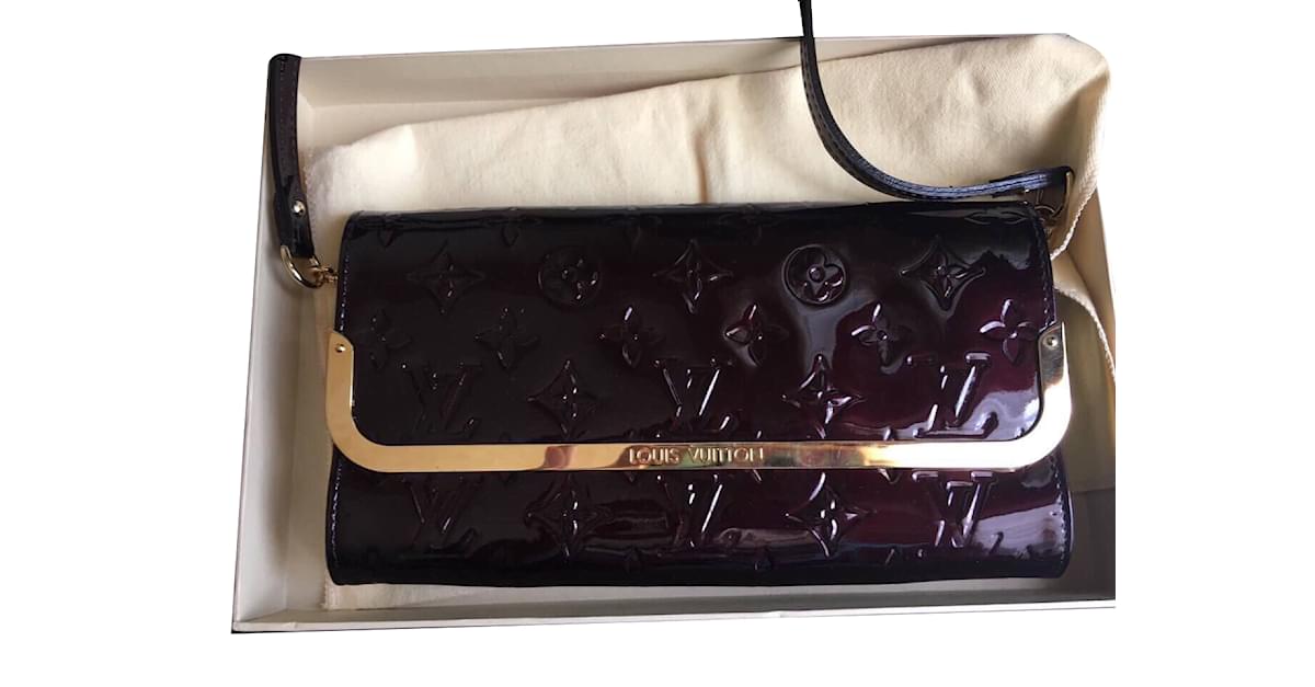 Louis Vuitton - Amarante Monogram Vernis Leather Rossmore Bag