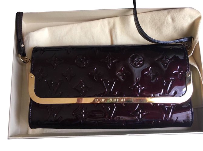 Louis Vuitton Vernis Navy Rossmore Clutch Bag - THE PURSE AFFAIR