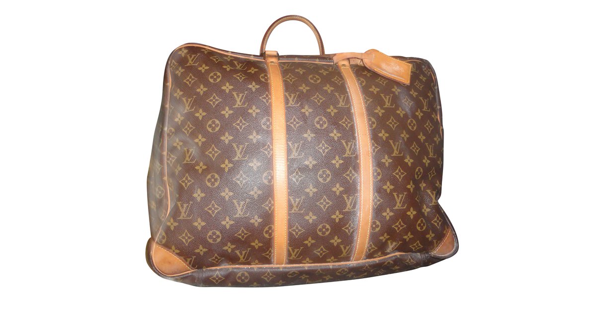 Louis Vuitton Travel bag Multiple colors Synthetic ref.47032 - Joli Closet