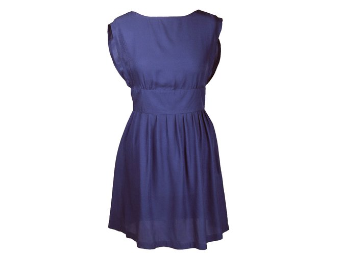 sessun silk dress Sessun Pleated V-neck Midi Dress