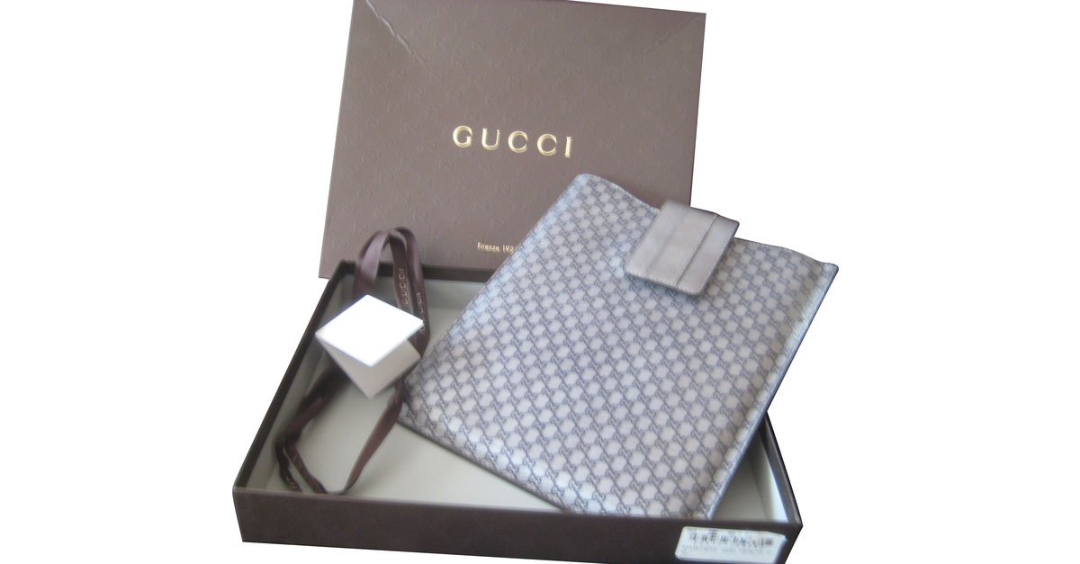 Gucci Brown Guccissima iPad Case – The Closet