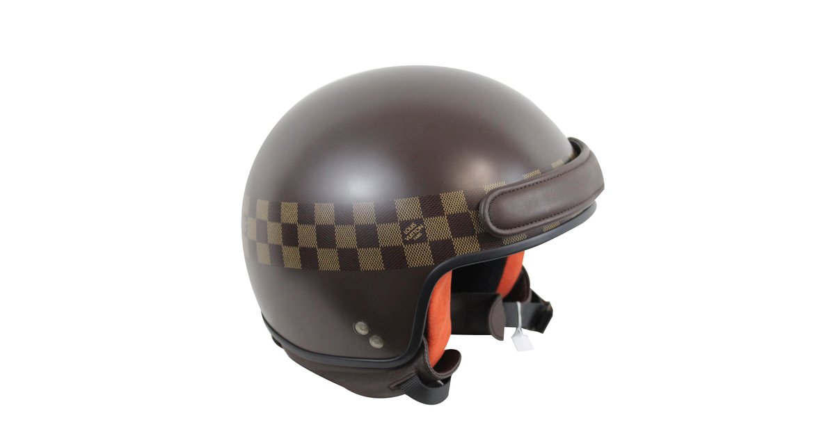 Louis Vuitton Moto helmet Brown Plastic ref.59235 - Joli Closet