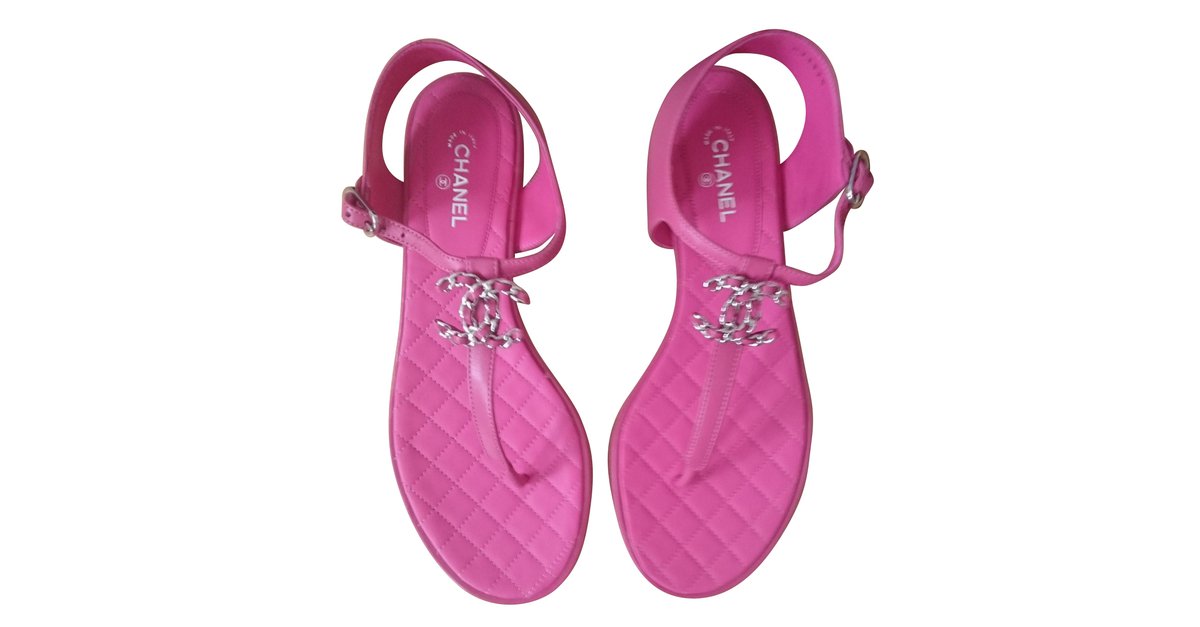 Chanel Sandals Pink Lambskin ref.62610 - Joli Closet