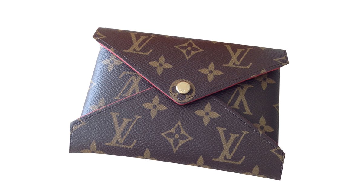 Louis Vuitton Astuccio Marrone scuro Tela ref.469344 - Joli Closet