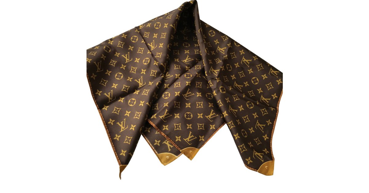 Louis Vuitton Silk scarves Brown ref.61406 - Joli Closet