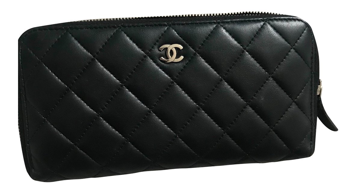 Chanel wallet Black Leather ref.71895 - Joli Closet