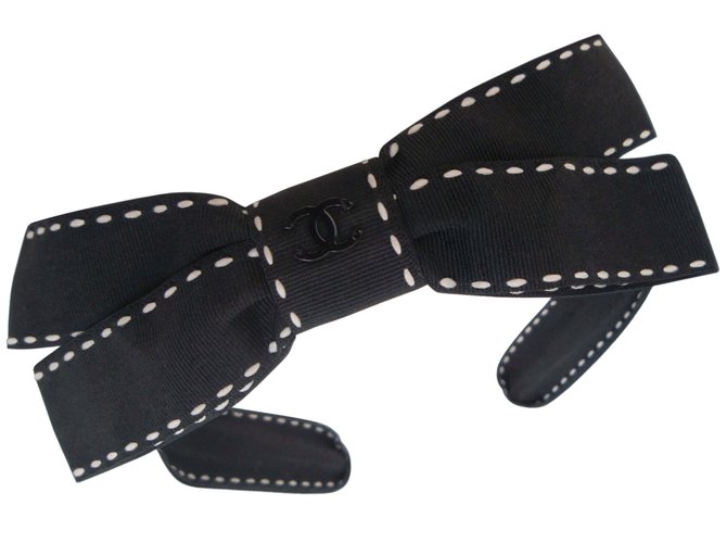 Chanel Hair accessories Black Cloth ref.JC75610 (Sold) - Joli Closet