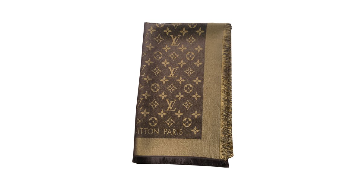 Louis Vuitton Silk scarves Brown ref.246150 - Joli Closet